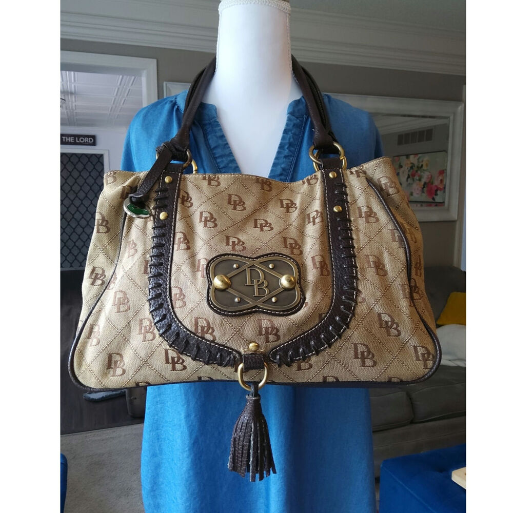 Vtg Dooney & Bourke Victorian brown canvas monogram bag boho hobo leather tassel - Picture 2 of 11
